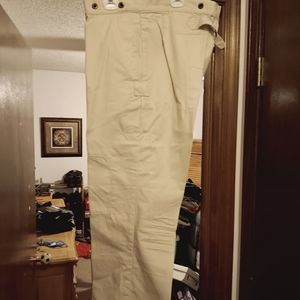 POLO BY RALPH LAUREN. MEN'S BUTTON FRONT  DISTRESSED PANTS. SIZE 36/30. CREAM